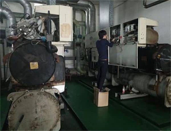 冷水机组维修冷水机系统中过滤网清洗方法