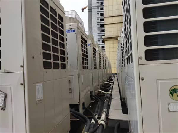 海尔智能多联机组维修保养